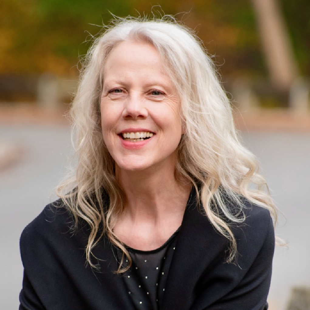 Headshot of Caroline